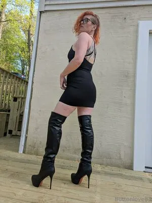 Buttonlove83 OnlyFans Leaked Free Thumbnail Picture - #UcaAoAsx9o