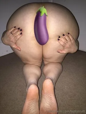 Buttstrutt OnlyFans Leaked Free Thumbnail Picture - #HYXdpMW87u