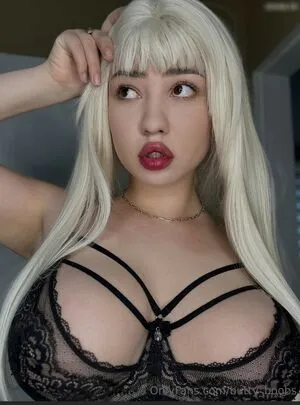 Butty Boobs OnlyFans Leaked Free Thumbnail Picture - #D42H54tFNH