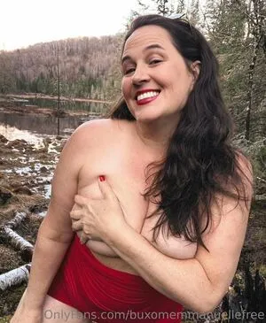 Buxommarie OnlyFans Leaked Free Thumbnail Picture - #LdNDXk8Sox