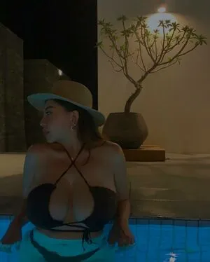 C Henina OnlyFans Leaked Free Thumbnail Picture - #8b1BF9I7Si