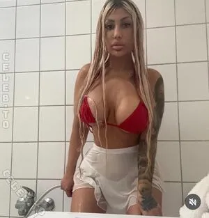 C Hickaa00 OnlyFans Leaked Free Thumbnail Picture - #xXNU1Gg3aC