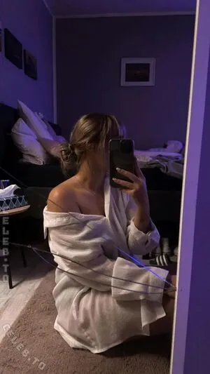 Caariinaa OnlyFans Leaked Free Thumbnail Picture - #9bsZ1uC6jL