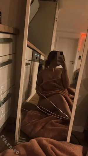 Caariinaa OnlyFans Leaked Free Thumbnail Picture - #X0A9gDlXK1