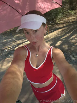 Caddieissues OnlyFans Leaked Free Thumbnail Picture - #RQnZUp17is