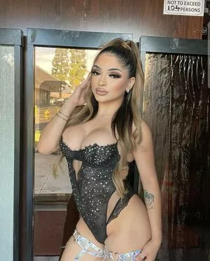 Cafe Lu Girls OnlyFans Leaked Free Thumbnail Picture - #EklTwhlcmV