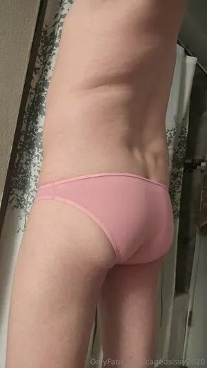 Cagedsissy2020 OnlyFans Leaked Free Thumbnail Picture - #b6Y1l3YFYM