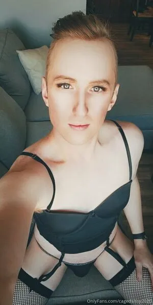 Cagedsissy2020 OnlyFans Leaked Free Thumbnail Picture - #oL25Cpcswg