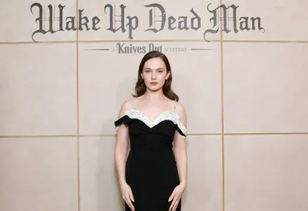 Cailee Spaeny OnlyFans Leaked Free Thumbnail Picture - #eZue2OpL96