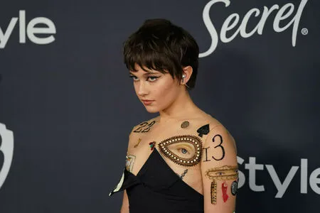 Cailee Spaeny OnlyFans Leaked Free Thumbnail Picture - #kvrfbHlwZf