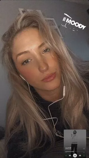 Caitlin Beevers OnlyFans Leaked Free Thumbnail Picture - #hUztrymO9W