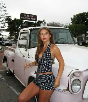 Caitlin Carmichael OnlyFans Leaked Free Thumbnail Picture - #ys36rlhQxv