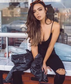 Caitlin Christine OnlyFans Leaked Free Thumbnail Picture - #fDras7DPaO