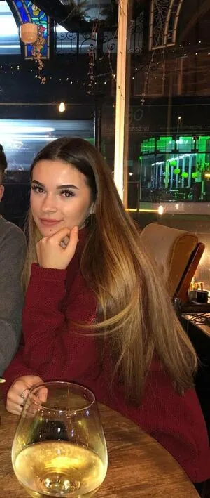 Caitlin Hughes OnlyFans Leaked Free Thumbnail Picture - #FJNEATrEbm