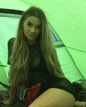 Caitlin Hughes OnlyFans Leaked Free Thumbnail Picture - #tr3wtcAMx2