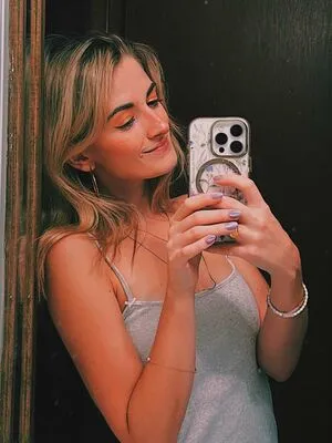 Caitlin Marie Reacts OnlyFans Leaked Free Thumbnail Picture - #2B256HB5gx