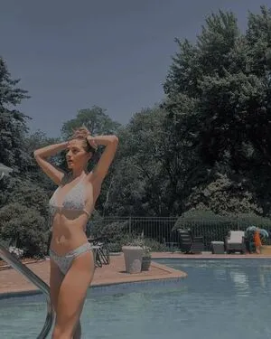 Caitlin Marie Reacts OnlyFans Leaked Free Thumbnail Picture - #4ioWOMc8H0