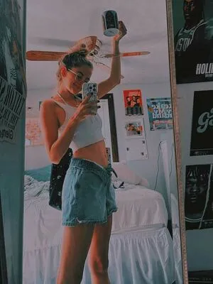 Caitlin Marie Reacts OnlyFans Leaked Free Thumbnail Picture - #T6OsQ0TvI6