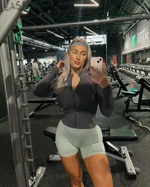 Caitlin Perriam OnlyFans Leaked Free Thumbnail Picture - #M7CJGh8R8G