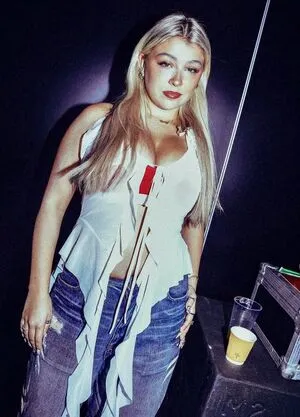 Caity Baser OnlyFans Leaked Free Thumbnail Picture - #5G78hJ7OQC