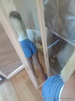Caldaselen OnlyFans Leaked Free Thumbnail Picture - #vcpYoAW4jm