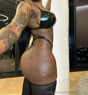 Calfskinned OnlyFans Leaked Free Thumbnail Picture - #VB6aQSEED3