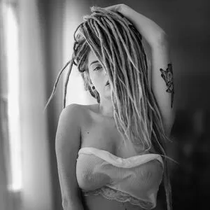 Call_me_Moni OnlyFans Leaked Free Thumbnail Picture - #SQl1IhKBCU