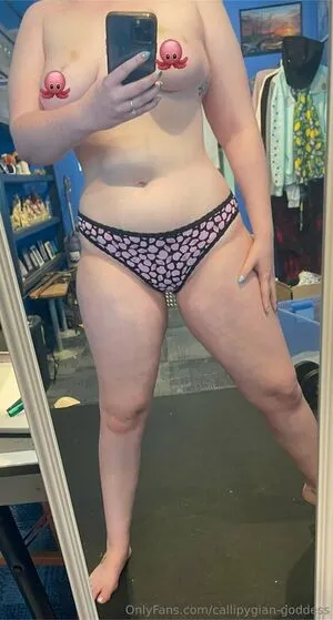 Callipygian Goddess OnlyFans Leaked Free Thumbnail Picture - #4gkxBCrbar