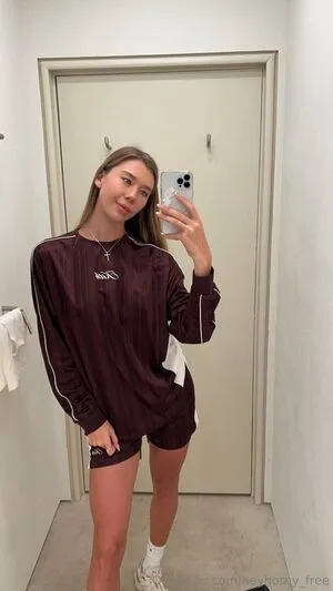 Callipygianfree OnlyFans Leaked Free Thumbnail Picture - #FRiUVDITYR