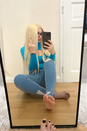 Callmegoddesszara OnlyFans Leaked Free Thumbnail Picture - #DSRmbnPKff