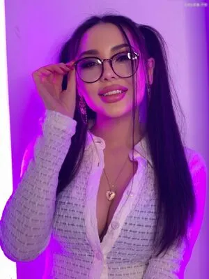 Callmelauritta OnlyFans Leaked Free Thumbnail Picture - #pciKmINiFx