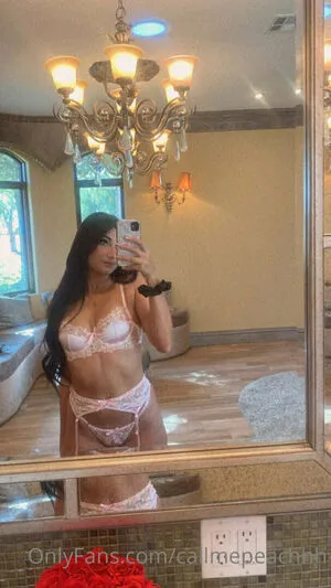 Callmepeachhh OnlyFans Leaked Free Thumbnail Picture - #sxijSoKQ79