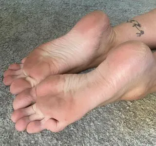 Callyfeet33 OnlyFans Leaked Free Thumbnail Picture - #ps4g1m90ff