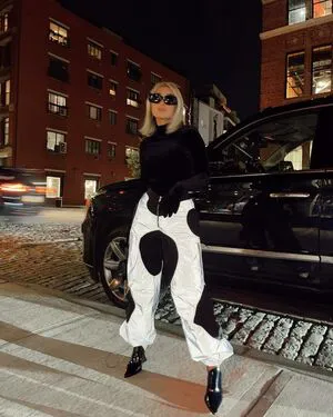 Camaryn Swanson OnlyFans Leaked Free Thumbnail Picture - #HLLtuSiKak