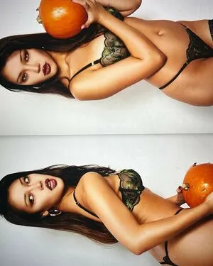 Cameron Valentina Eyre OnlyFans Leaked Free Thumbnail Picture - #0ikqkPahKB