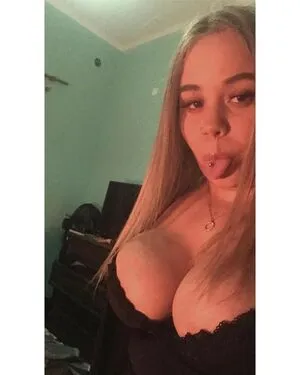 Camila Grisel OnlyFans Leaked Free Thumbnail Picture - #cnn4TYCdB3