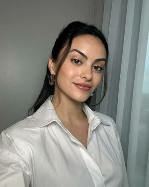 Camila Mendes OnlyFans Leaked Free Thumbnail Picture - #5xMjiLyhei