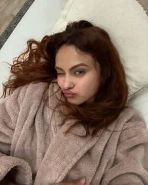 Camila Mendes OnlyFans Leaked Free Thumbnail Picture - #7V7sGcVuMj