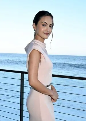 Camila Mendes OnlyFans Leaked Free Thumbnail Picture - #bsi35FOsjI