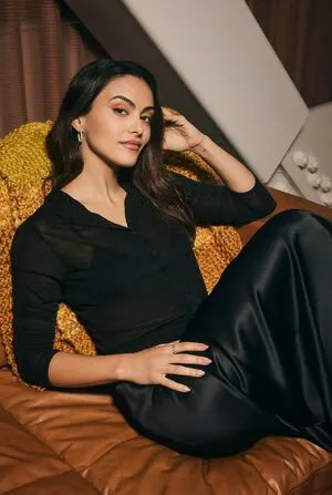 Camila Mendes OnlyFans Leaked Free Thumbnail Picture - #oXEVLpsitn