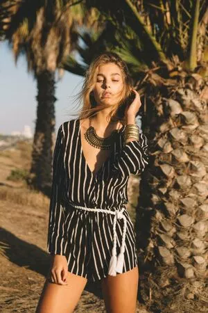 Camila Morrone OnlyFans Leaked Free Thumbnail Picture - #RCzTCEekJK