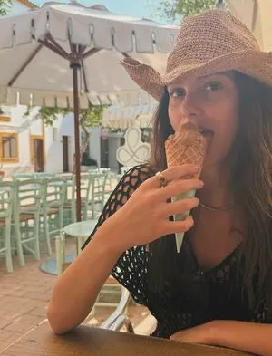Camila Morrone OnlyFans Leaked Free Thumbnail Picture - #a95iUY7kBs