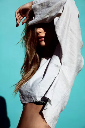 Camila Morrone OnlyFans Leaked Free Thumbnail Picture - #c9JQARCEgA