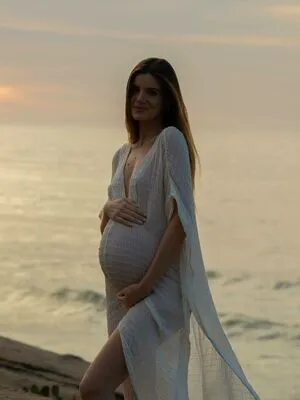 Camila Queiroz OnlyFans Leaked Free Thumbnail Picture - #1lcWQ9uVdy