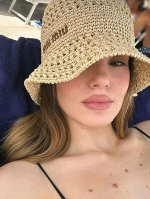 Camila Queiroz OnlyFans Leaked Free Thumbnail Picture - #l6CY2v14VM