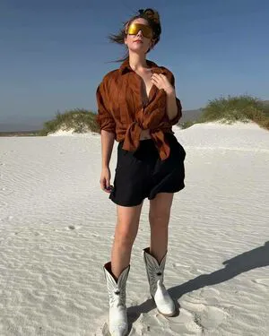 Camila Sodi OnlyFans Leaked Free Thumbnail Picture - #n55C7Lcbfm