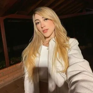 Camilarroyav25 OnlyFans Leaked Free Thumbnail Picture - #3C9tQLIQ79