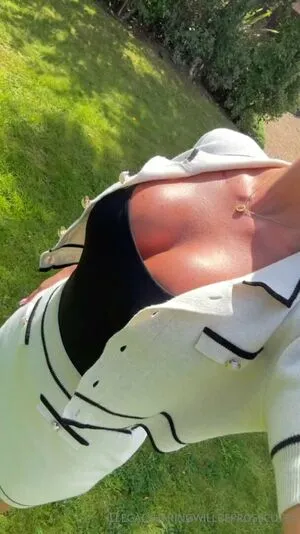 Camilla Ainsworth OnlyFans Leaked Free Thumbnail Picture - #J36d4xqE3p