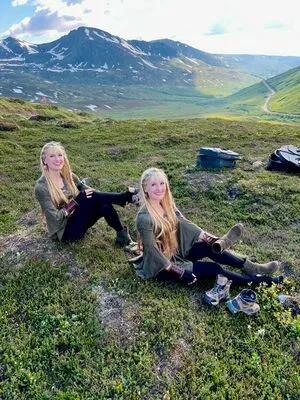 Camille And Kennerly OnlyFans Leaked Free Thumbnail Picture - #dIf9Xjj24n