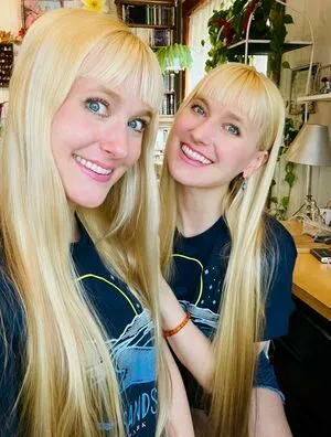 Camille And Kennerly OnlyFans Leaked Free Thumbnail Picture - #pHHCatdmE9